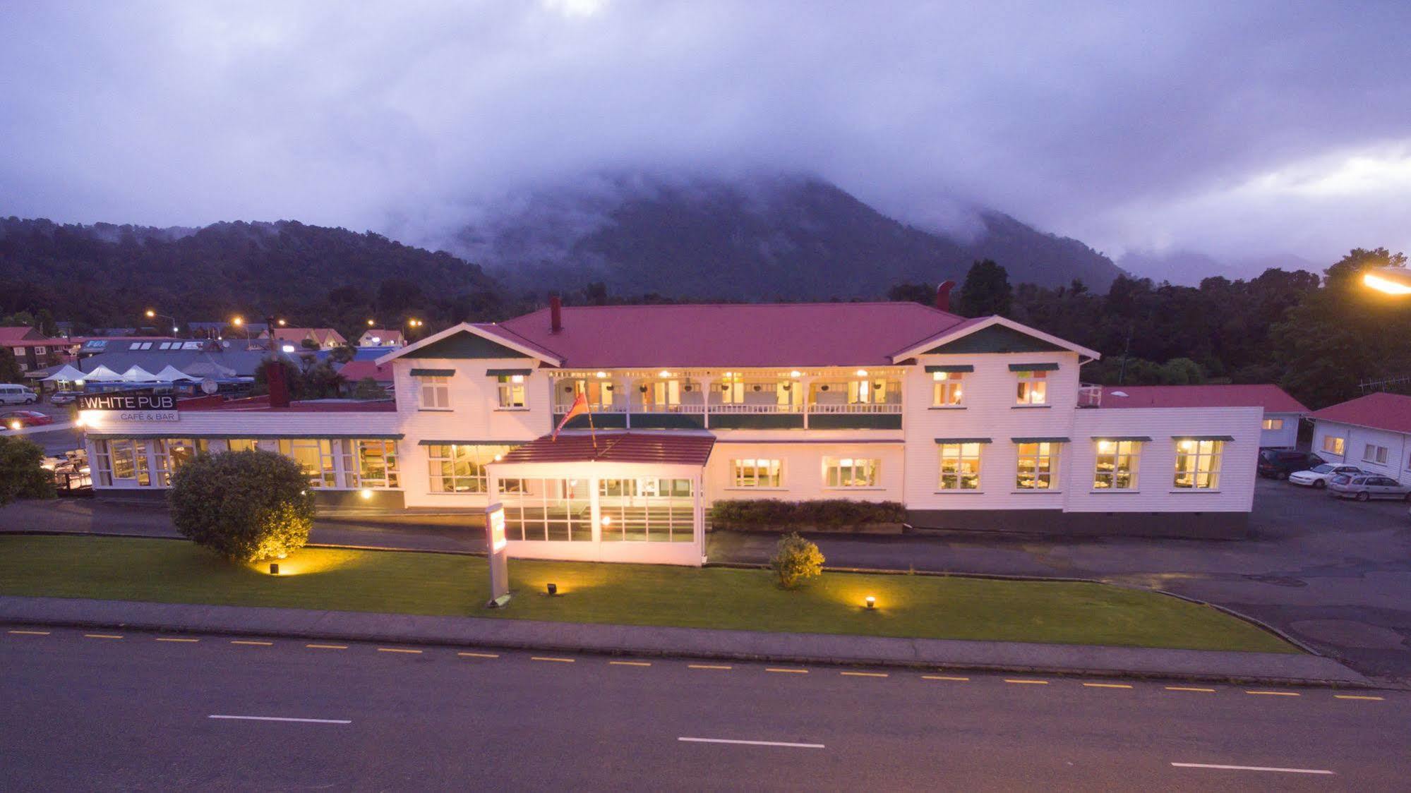 Heartland Hotel Fox Glacier Dış mekan fotoğraf